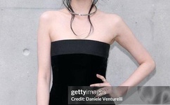 国产亚洲一卡2卡3卡4卡老狼